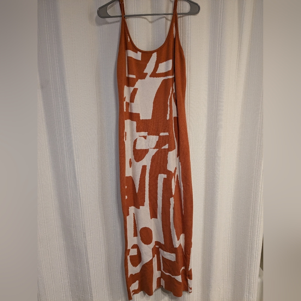 Orange patterned sheath dress